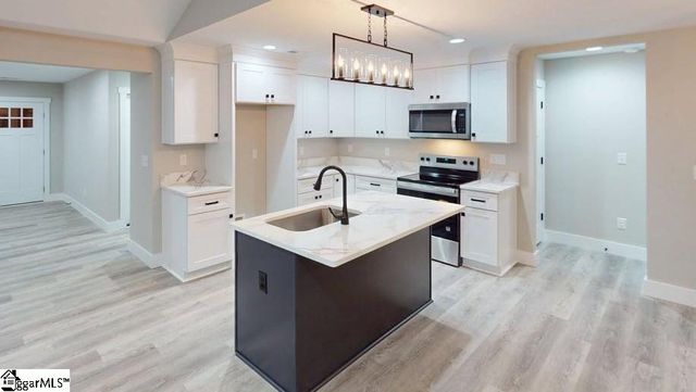 1296 Fairview Road, Gaffney, SC 29341