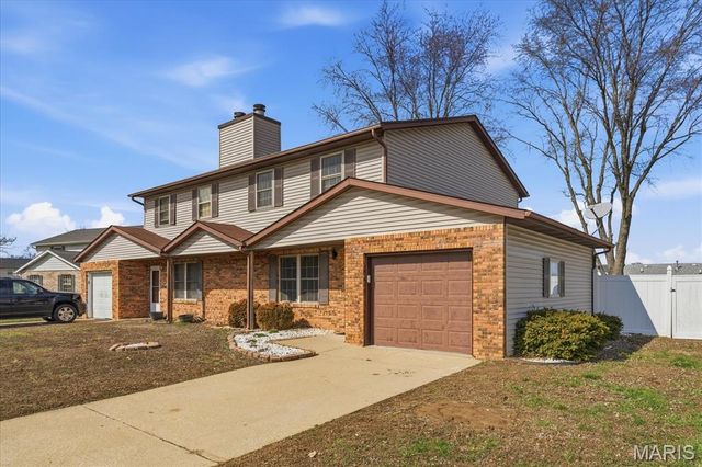 739 Oxen Drive, Belleville, IL 62221