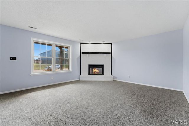 739 Oxen Drive, Belleville, IL 62221