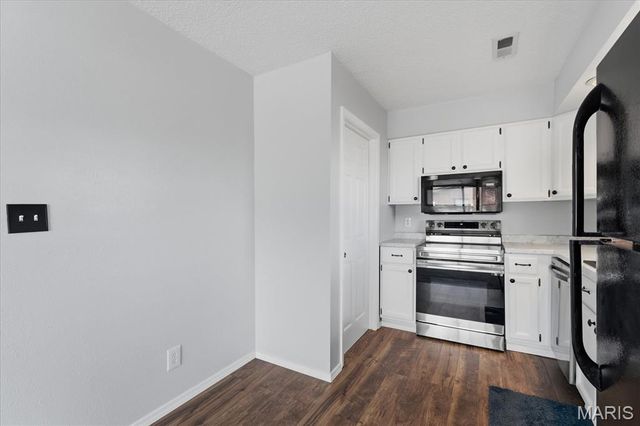 739 Oxen Drive, Belleville, IL 62221