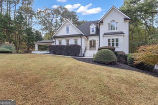 135 Handshaker Court, Fayetteville, GA 30215