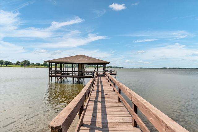 525 RS County Road 3346, Emory, TX 75440