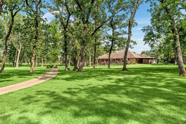 525 RS County Road 3346, Emory, TX 75440
