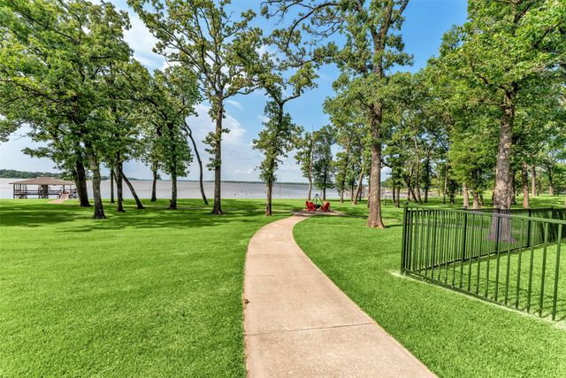 525 RS County Road 3346, Emory, TX 75440