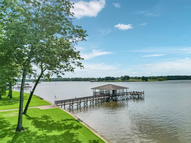 525 RS County Road 3346, Emory, TX 75440
