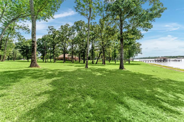 525 RS County Road 3346, Emory, TX 75440