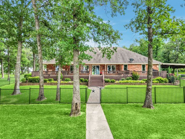 525 RS County Road 3346, Emory, TX 75440