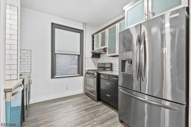 275 Harrison Ave B1, Jersey City, NJ 07304