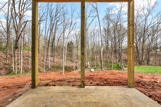 664 Chesterfield Cir, Clarksville, TN 37043