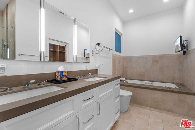 4136 Greenbush Avenue, Sherman Oaks, CA 91423