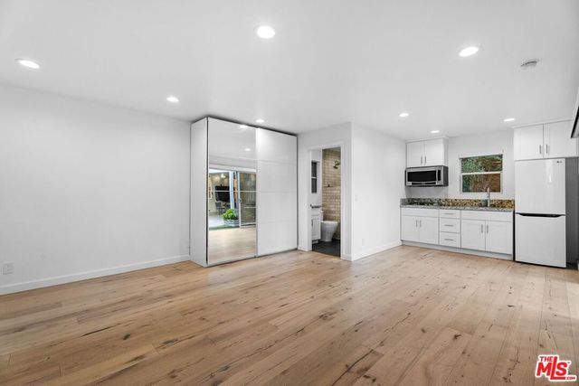 4136 Greenbush Avenue, Sherman Oaks, CA 91423