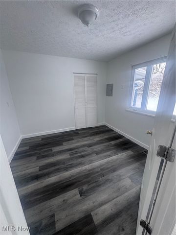 379 Laurel Drive, Berea, OH 44017