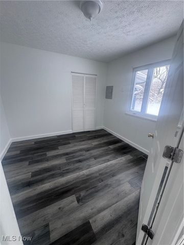 379 Laurel Drive, Berea, OH 44017