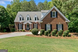 2135 Whittingham Court, Roswell, GA 30075