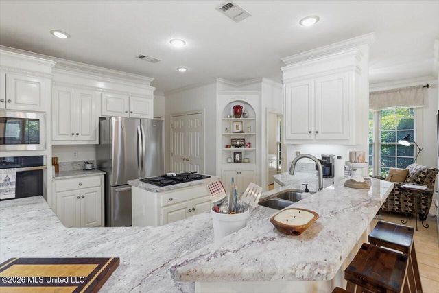 118 Parkside Drive, Brandon, MS 39042