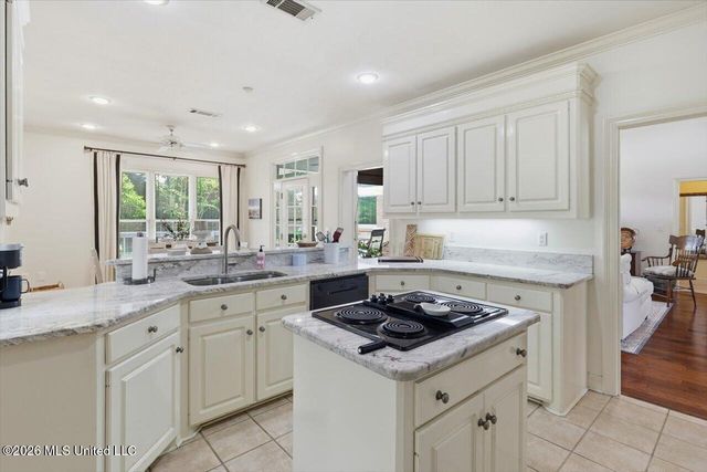 118 Parkside Drive, Brandon, MS 39042