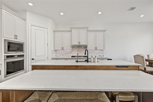 8630 Blue Coral Drive, Cypress, TX 77433