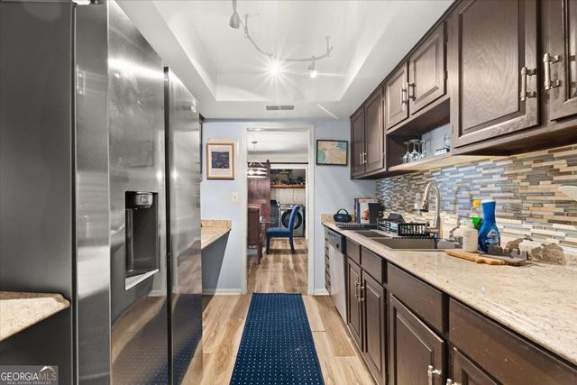 6851 Roswell Road M5, Sandy Springs, GA 30328