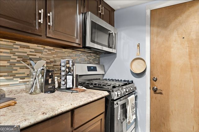 6851 Roswell Road M5, Sandy Springs, GA 30328