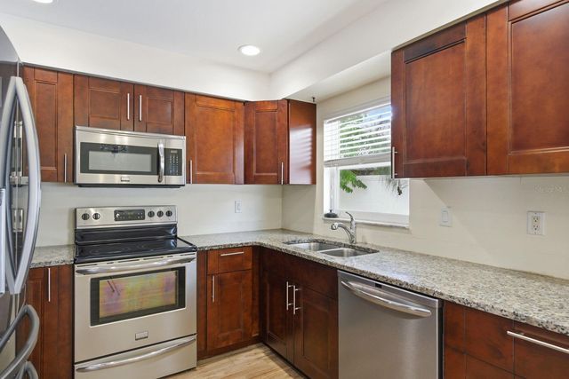 1912 CUTTY BAY COURT, Oldsmar, FL 34677