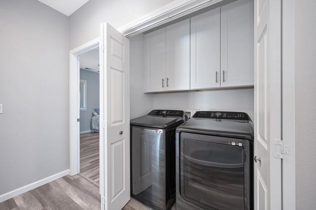 403 Niles Ave, Roseville, CA 95678