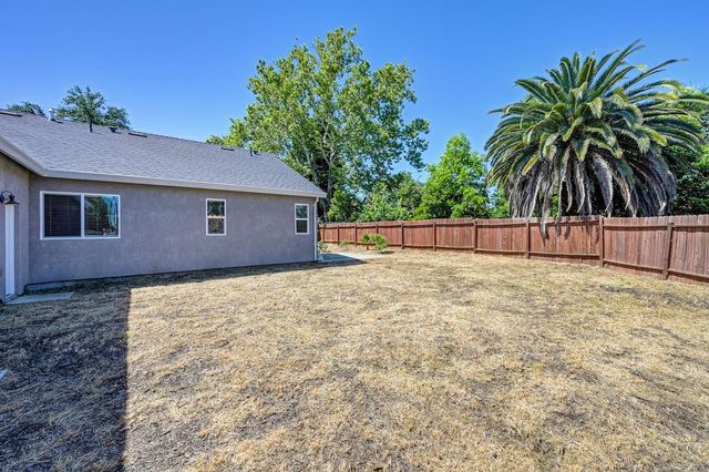 403 Niles Ave, Roseville, CA 95678