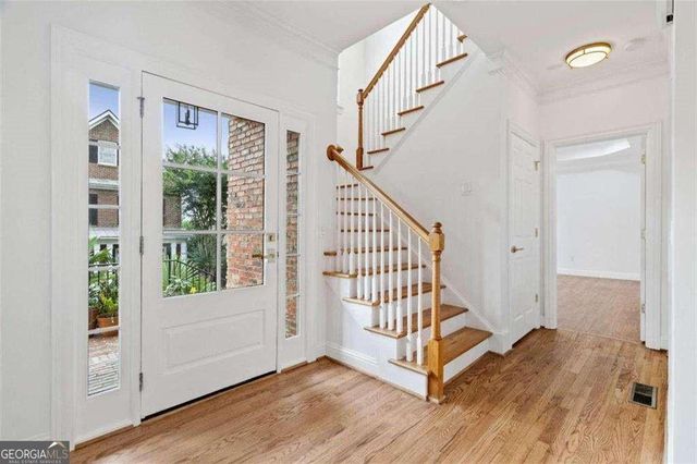 1711 Summit Glen Lane, Atlanta, GA 30329
