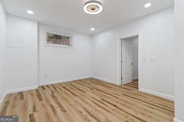 1711 Summit Glen Lane, Atlanta, GA 30329