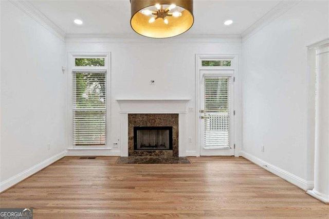 1711 Summit Glen Lane, Atlanta, GA 30329