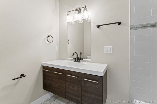 2448 E 56th Place, Tulsa, OK 74105