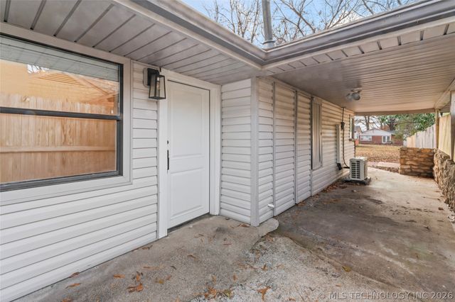 2448 E 56th Place, Tulsa, OK 74105