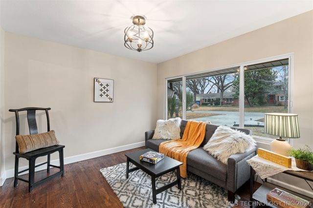 2448 E 56th Place, Tulsa, OK 74105