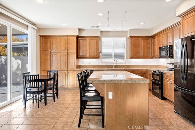 1358 Arrivo Court, San Jacinto, CA 92582