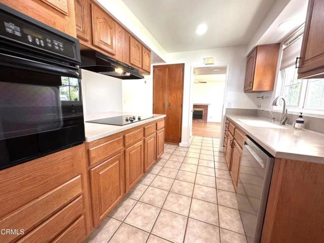 1227 Maple Street, Santa Paula, CA 93060