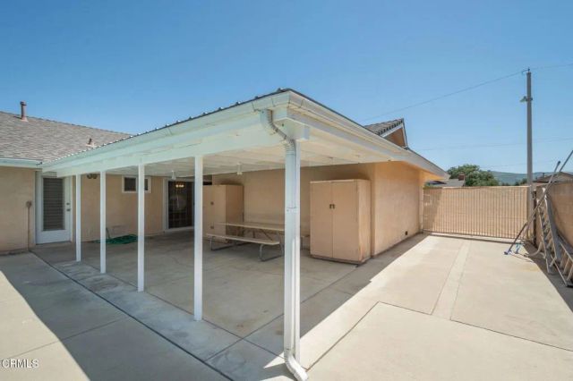 1227 Maple Street, Santa Paula, CA 93060
