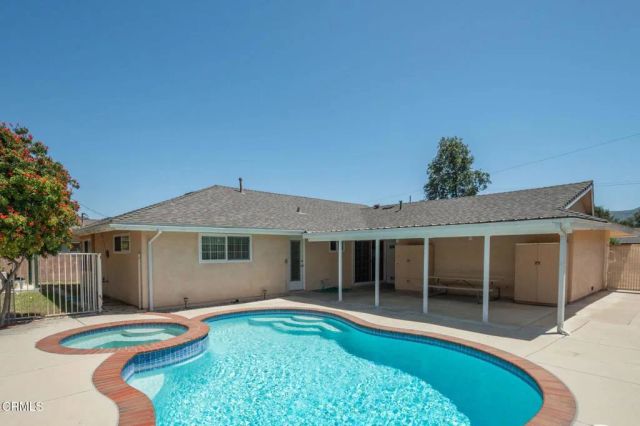 1227 Maple Street, Santa Paula, CA 93060
