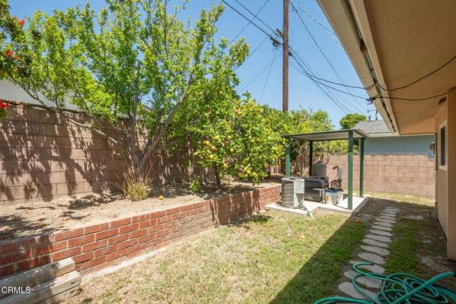 1227 Maple Street, Santa Paula, CA 93060