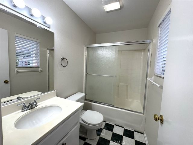 88 Mission Court, Lake Forest, CA 92610