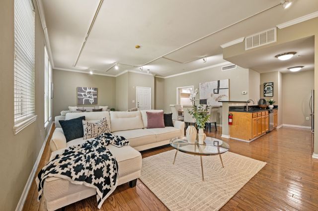 2305 Worthington Street 328, Dallas, TX 75204