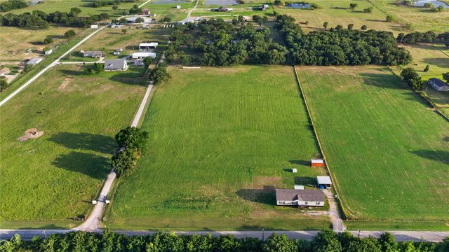 443 County Road 3342, Paradise, TX 76073