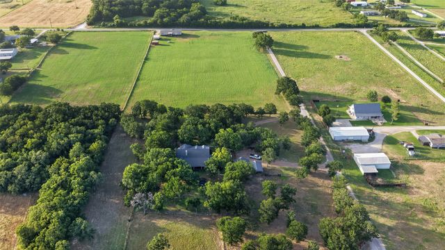 443 County Road 3342, Paradise, TX 76073