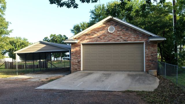 443 County Road 3342, Paradise, TX 76073