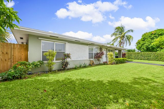 522 HERON Drive, Delray Beach, FL 33444