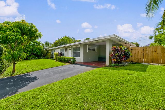 522 HERON Drive, Delray Beach, FL 33444
