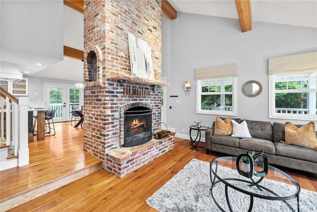 16820 269th Avenue SE, Issaquah, WA 98027