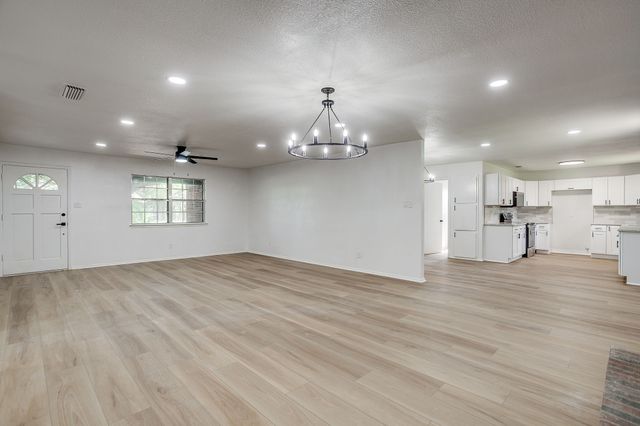 299 Dudley Lane, Burleson, TX 76028