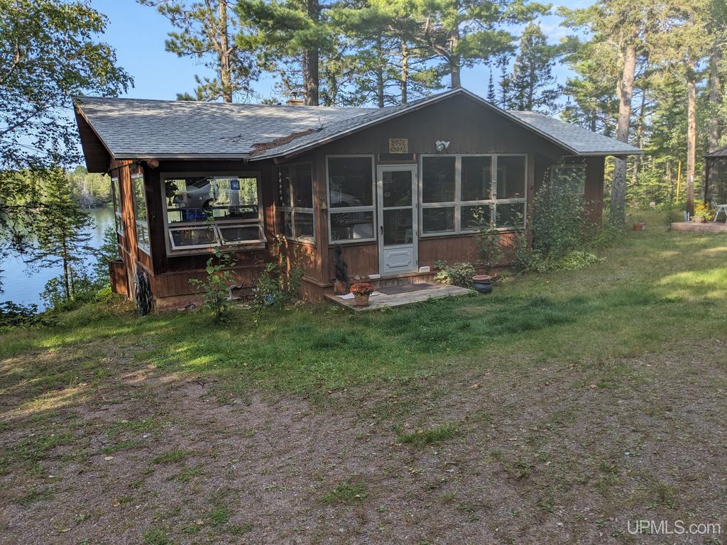 11305 M-26 Highway, Eagle Harbor, MI 49950