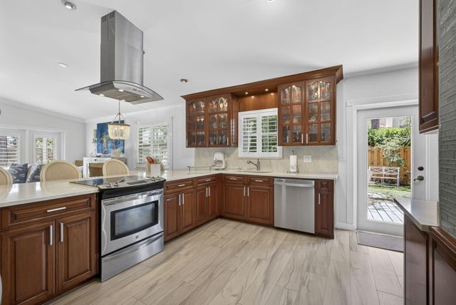 13230 Saint Tropez Circle, Palm Beach Gardens, FL 33410