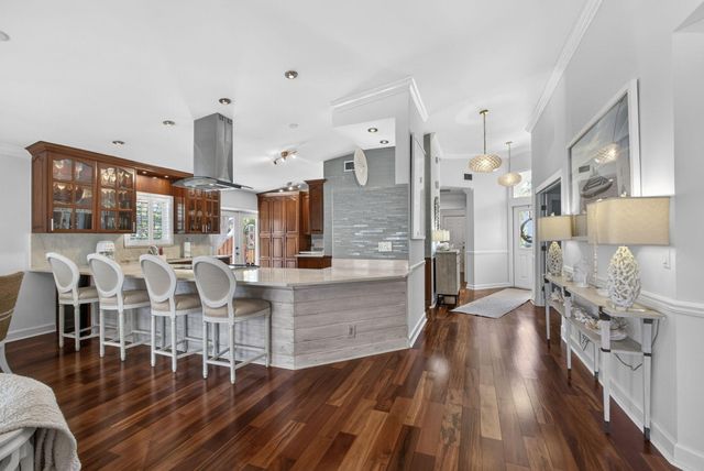 13230 Saint Tropez Circle, Palm Beach Gardens, FL 33410