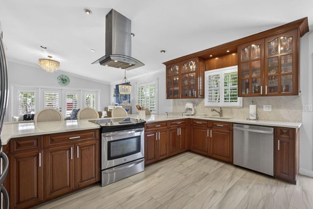 13230 Saint Tropez Circle, Palm Beach Gardens, FL 33410